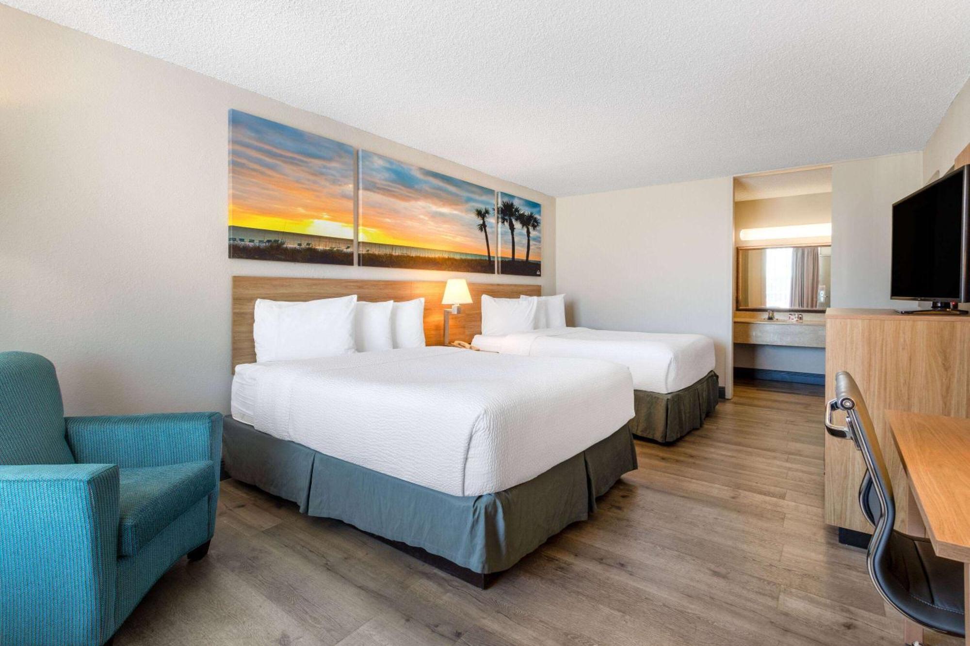 Days Inn By Wyndham Titusville Kennedy Space Center Экстерьер фото