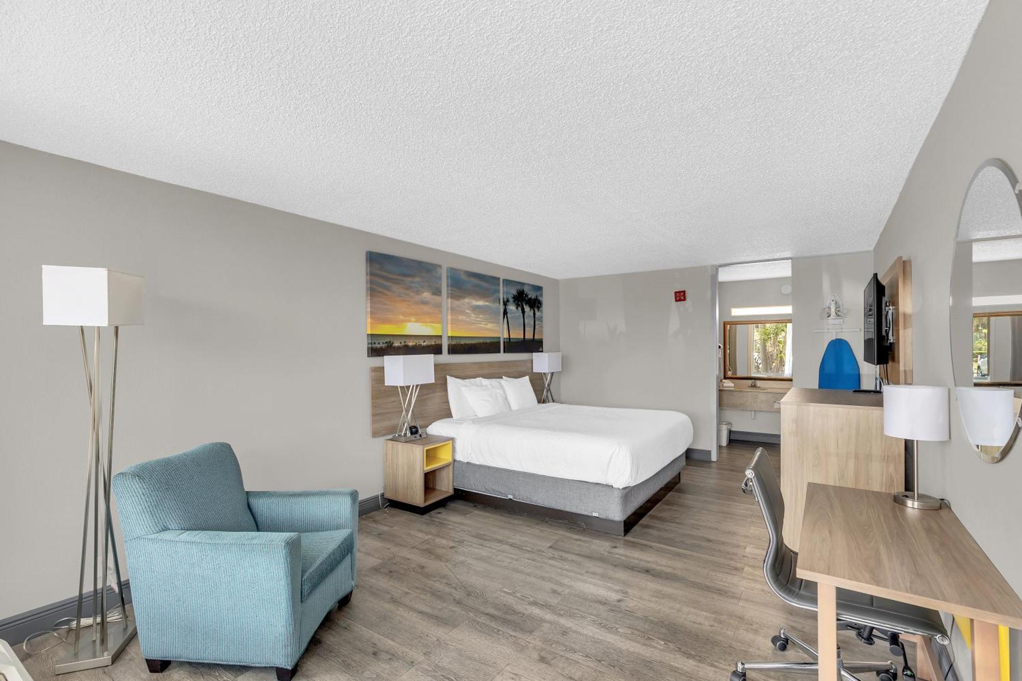 Days Inn By Wyndham Titusville Kennedy Space Center Экстерьер фото