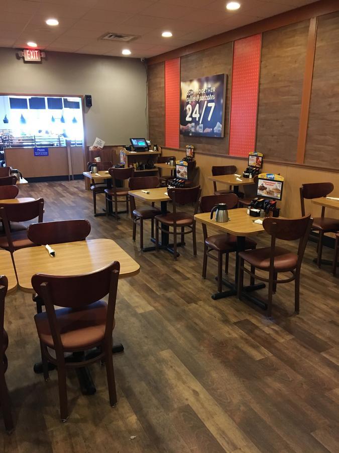 Days Inn By Wyndham Titusville Kennedy Space Center Экстерьер фото